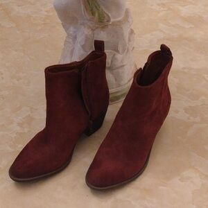 Lucky Brand Burgundy Suede Ankle Booties